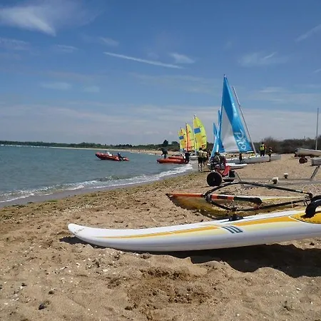 Agreable Maisonnette En Duplex, Avec Patio Proche *