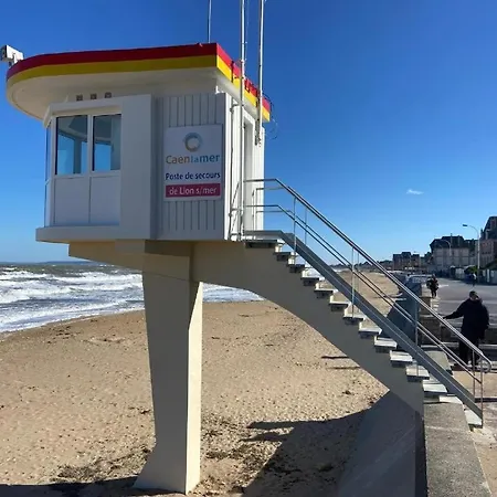 Agreable Maisonnette En Duplex, Avec Patio Proche