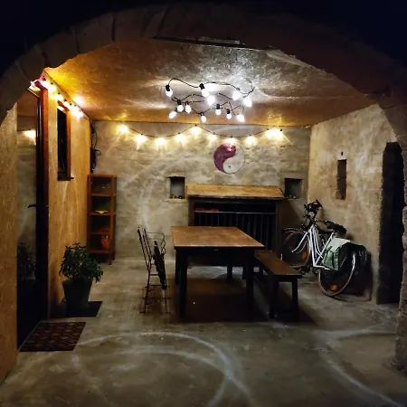 Agreable Maisonnette En Duplex, Avec Patio Proche Holiday home *
