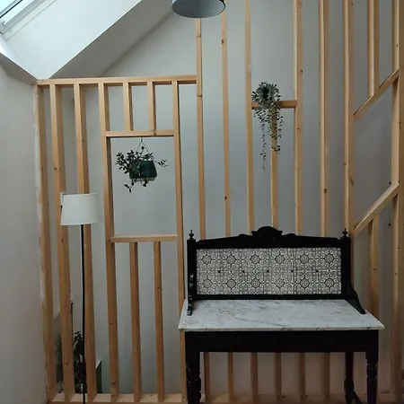 Agreable Maisonnette En Duplex, Avec Patio Proche