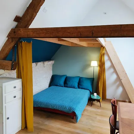 Agreable Maisonnette En Duplex, Avec Patio Proche Holiday home