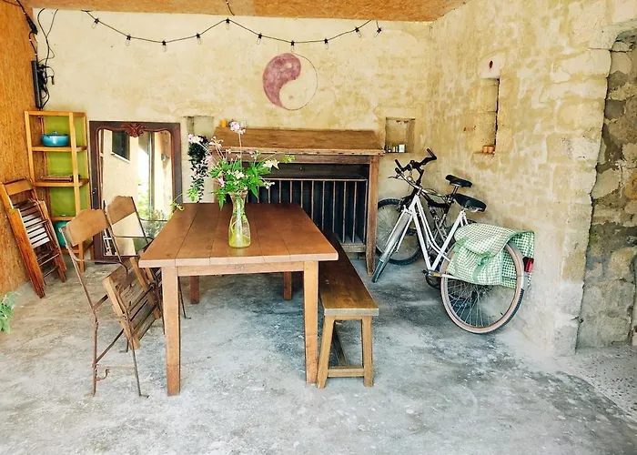 Hébergement de vacances Maisonnette En Duplex, Avec Patio Proche