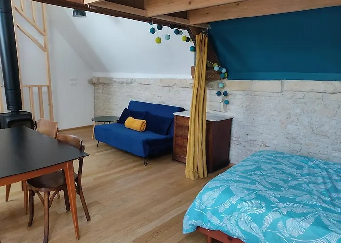 Maisonnette En Duplex, Avec Patio Proche Lion-sur-Mer