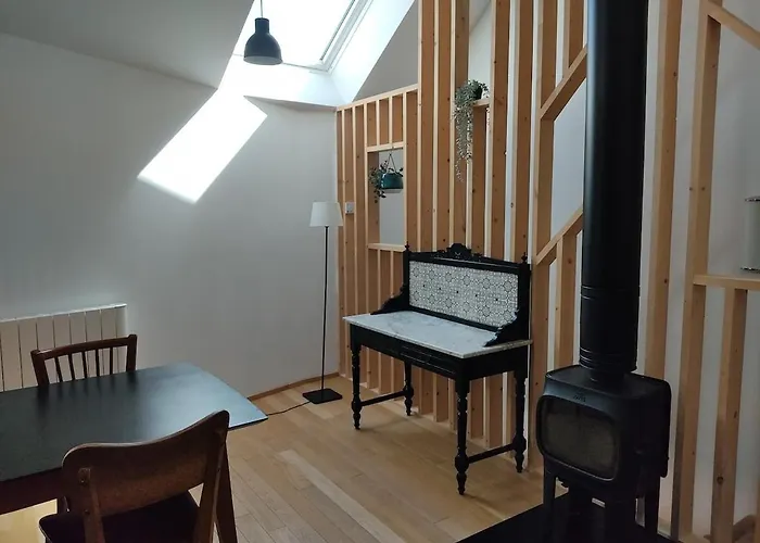 Hébergement de vacances Maisonnette En Duplex, Avec Patio Proche Lion-sur-Mer